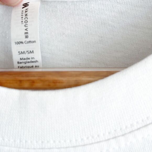 There’s some ho’s in this house // Silas + the sloth // small shop // Size small - Picture 3 of 5